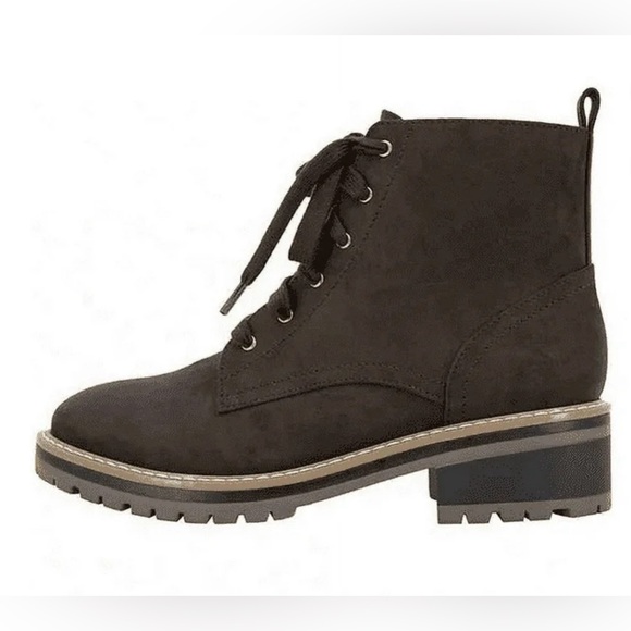 Kensie Ladies' Lace Up Brown Boot sizes 6.5 & 9 - Picture 2 of 5